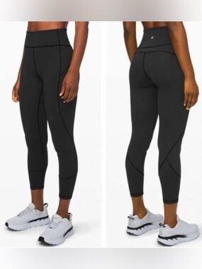 Lululemon In Movement Tight 25" *Everlux Size 2 in Black *EUC *W5BPGS